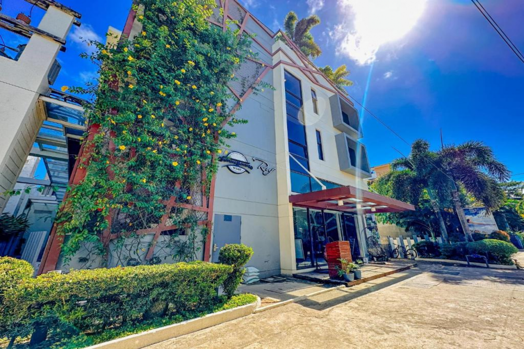 Ferra Premier Boracay by JG 写真1