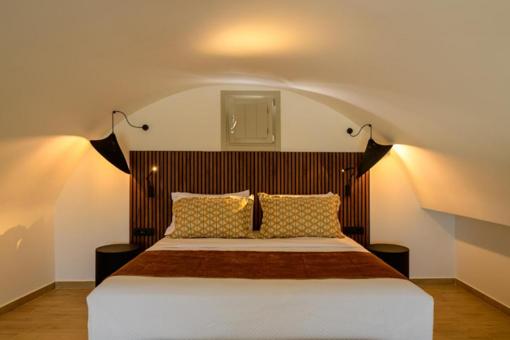 Eteo Santorini Luxury Suites 2/8