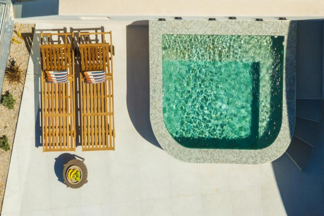 Eteo Santorini Luxury Suites 8/8