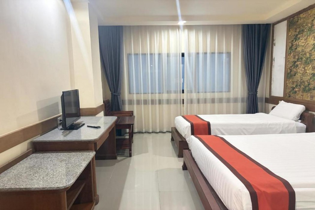 Sunday Grand Jomtien Pattaya 8/41