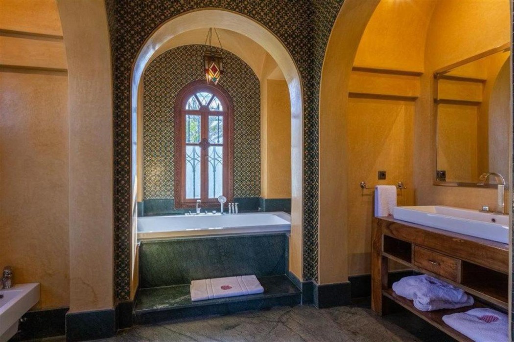 Palais Farah 16/24