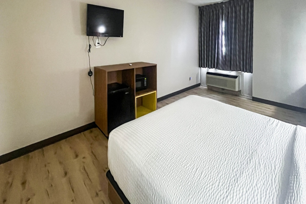Motel6 Fremont, OH 14/19