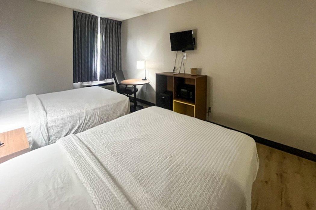 Motel6 Fremont, OH 13/19