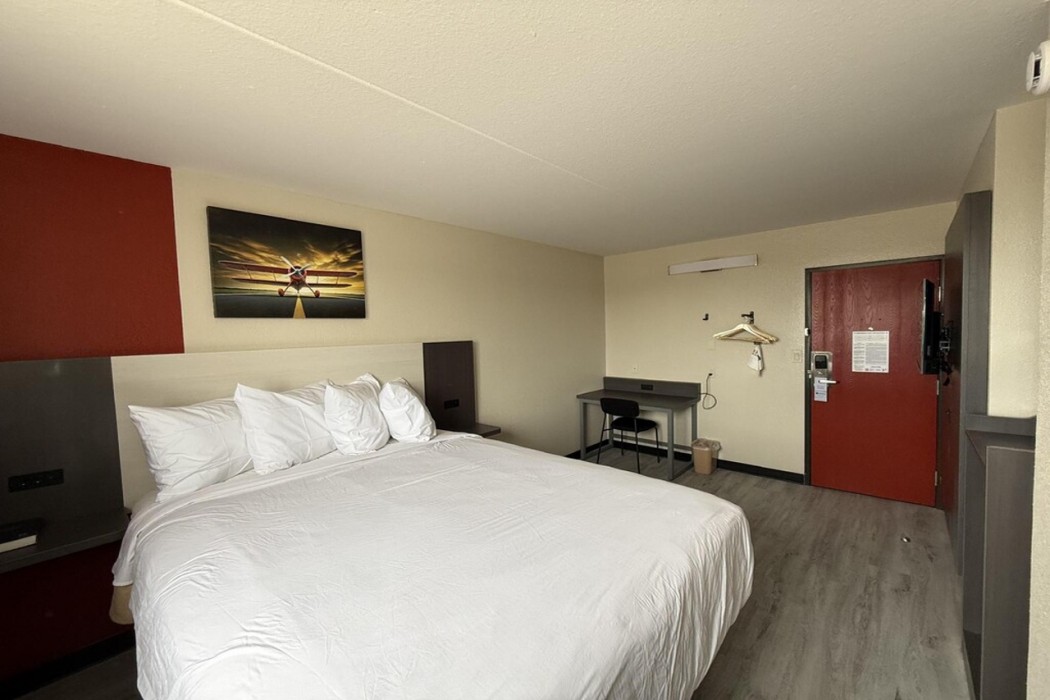 SureStay by Best Western Wichita Airport 11/16