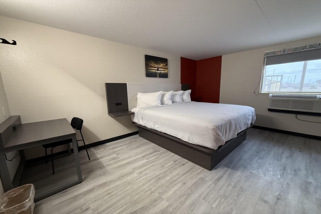 SureStay by Best Western Wichita Airport 6/16