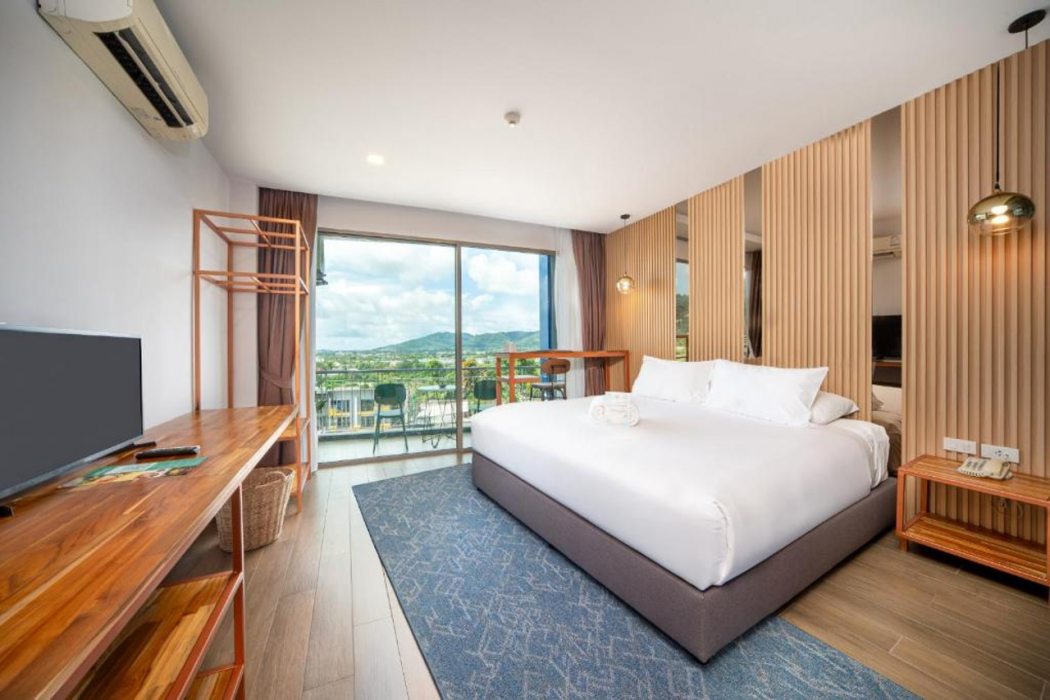 The Blue Hotel Phuket 12/14
