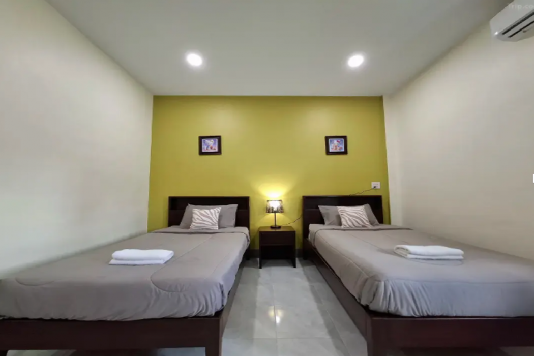 Room at Saipan House Phrae, Sung Men