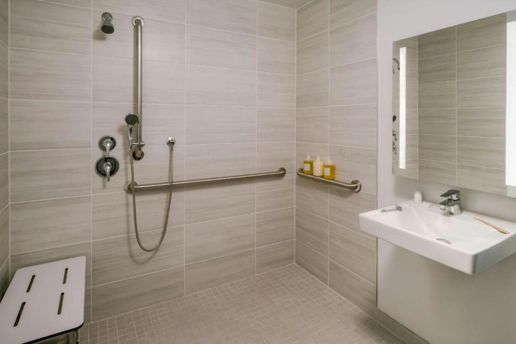 The Winfield Lofts, a Wyndham Hotel 13/14