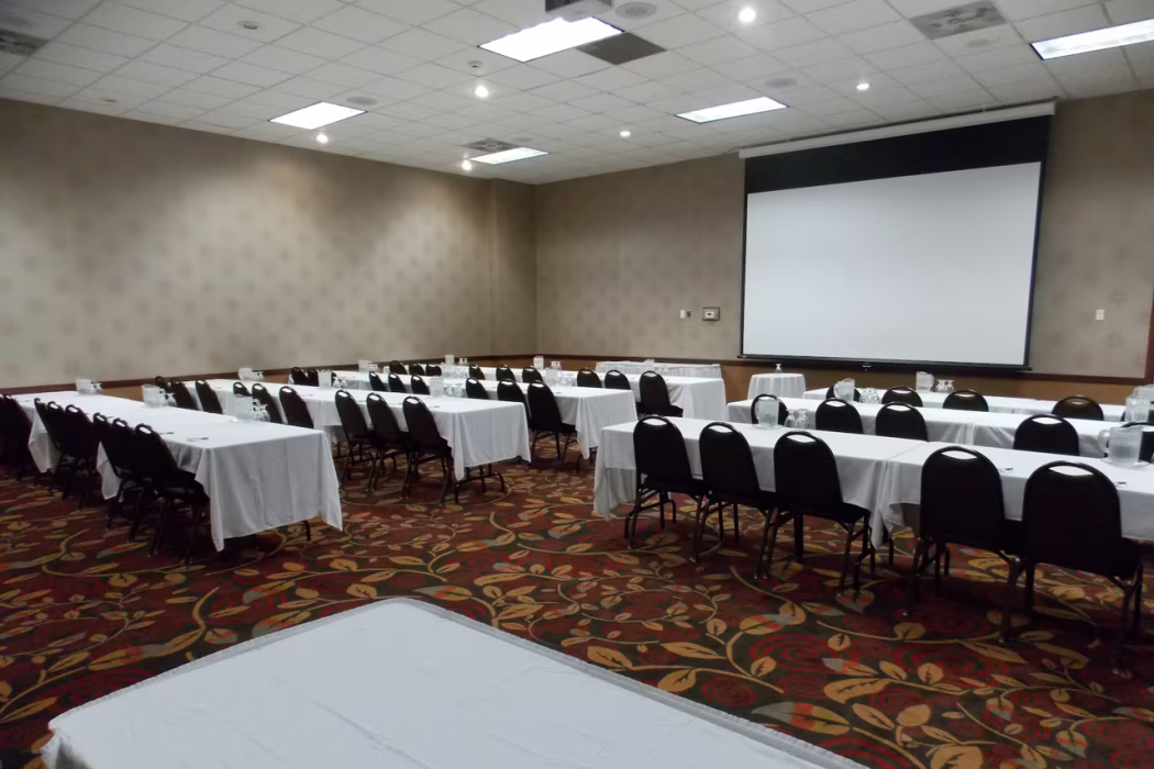 Alexandria Hotel & Conference Center 13/28