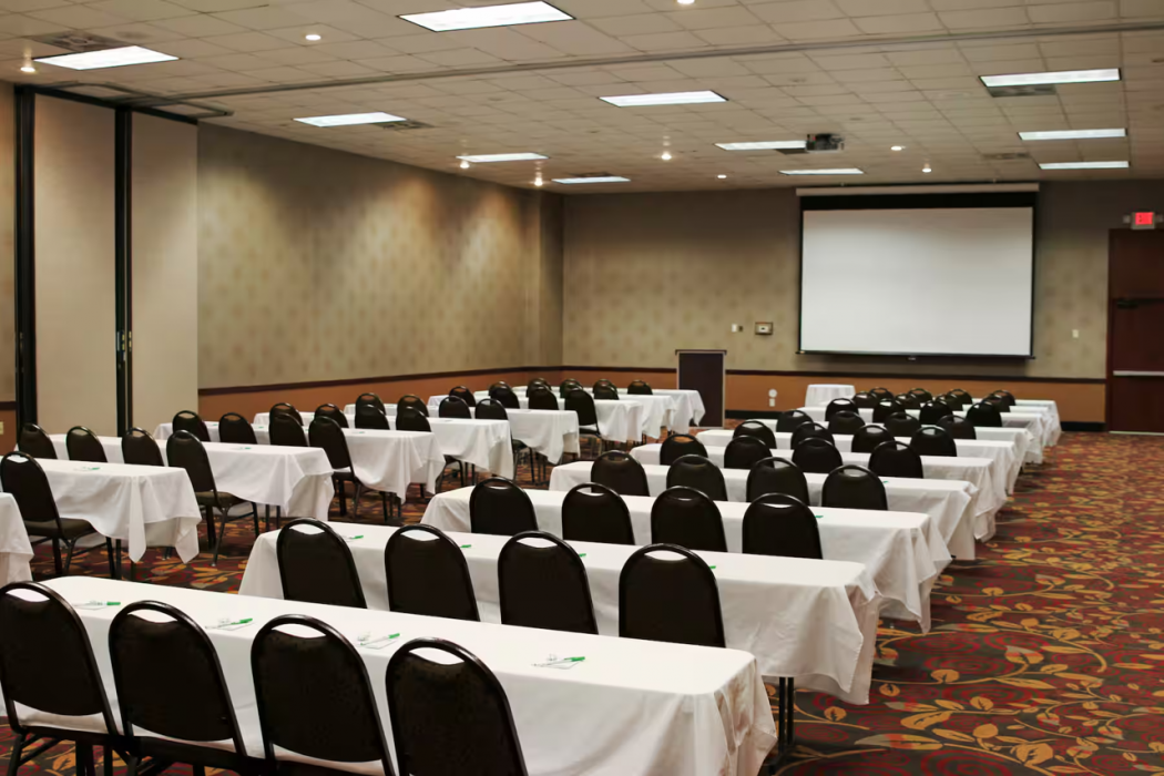 Alexandria Hotel & Conference Center 14/28