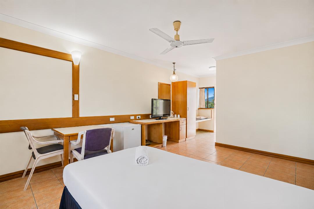 Room at The Reef Motel, CAIRNS