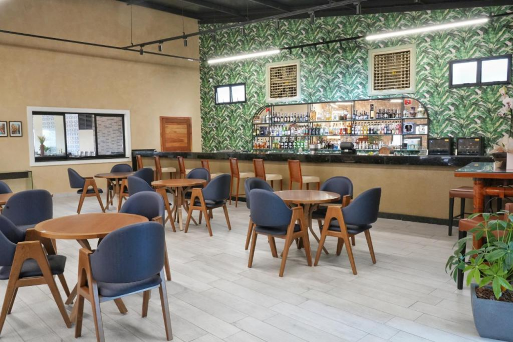 Bristol Villaggio Rosa Aruja 18/42