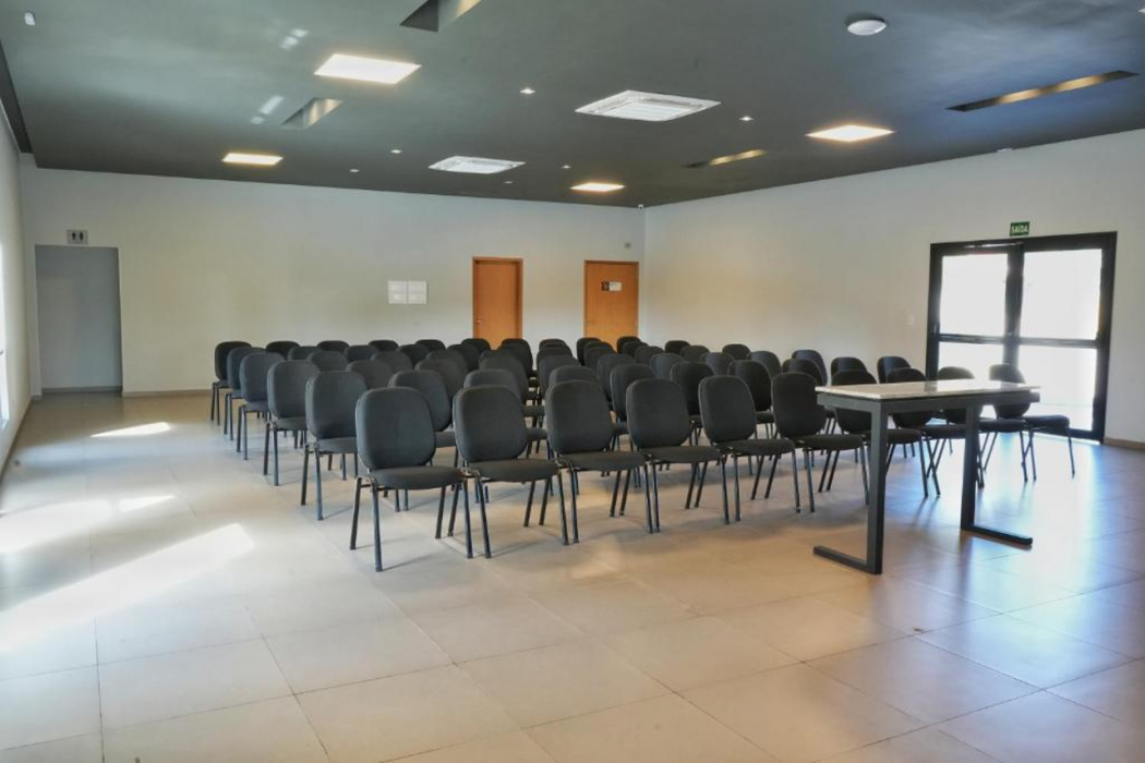 Bristol Villaggio Rosa Aruja 15/42