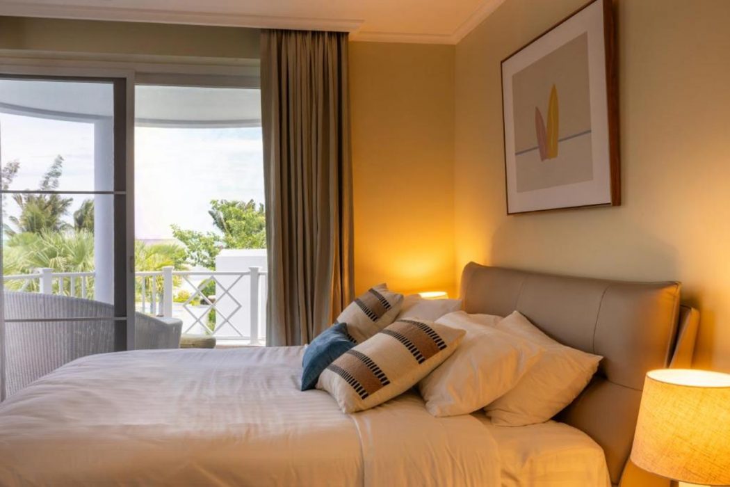 The Delfini Hua Hin 12/16