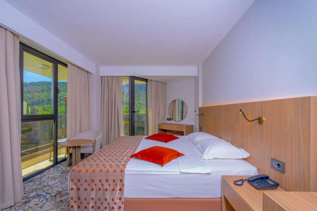 Ozkaymak Marina Hotel 32/98