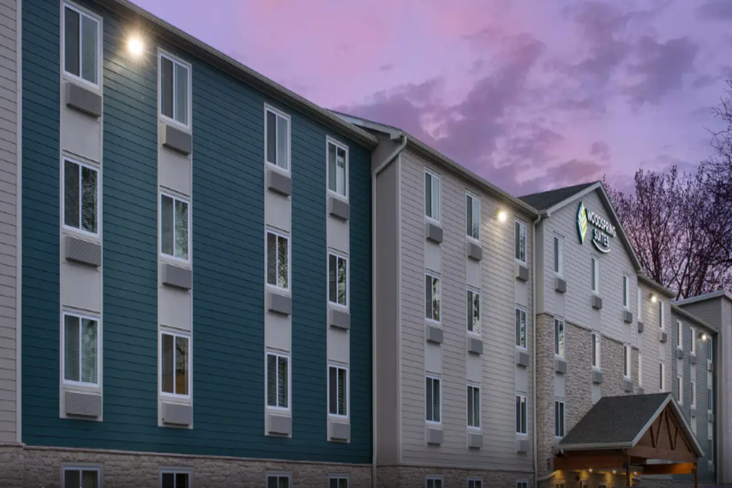 WoodSpring Suites Woodbridge Menlo Park Area 5/5