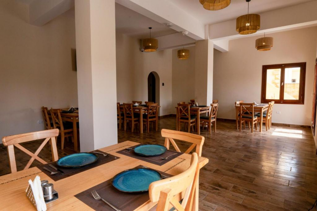 Azad Siwa Hotel 10/12