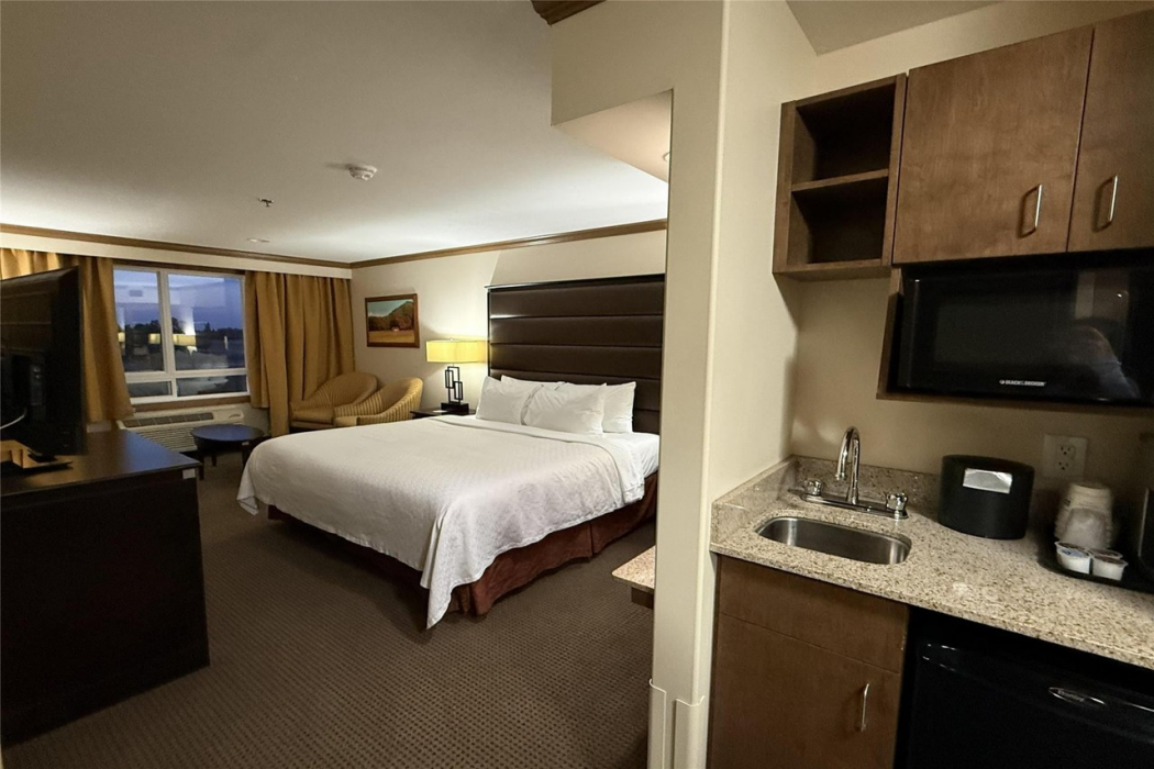 Best Western Plus Rose Country Hotel 4/18