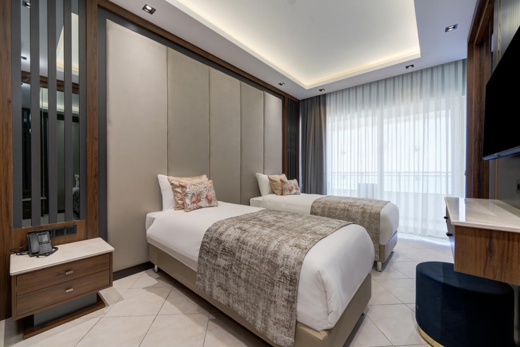 Batihan Beach Resort 16/76