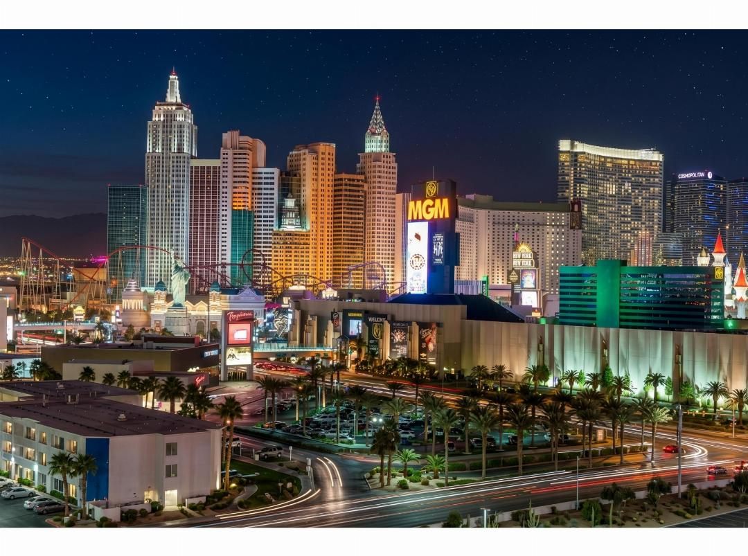 Collection O Las Vegas 22/25