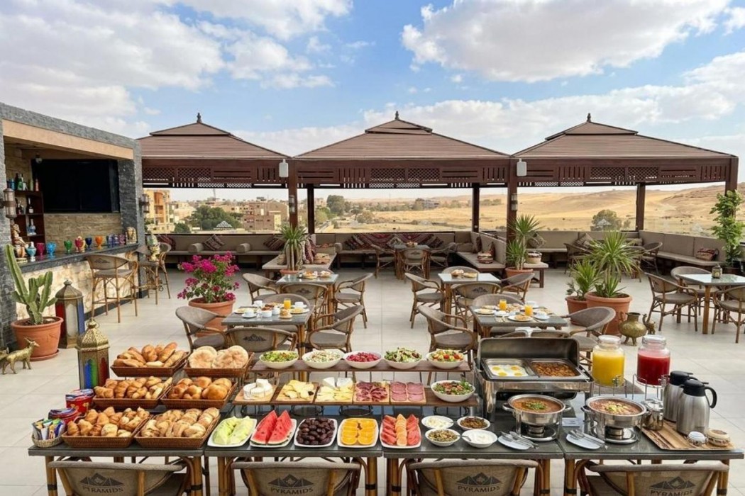 Foola Pyramids Inn Hotel 36/42