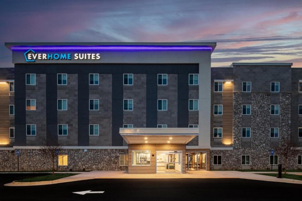 Everhome Suites Orlando International Drive 1/19