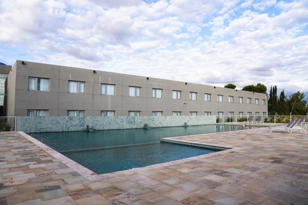 Howard Johnson by Wyndham Bahia Blanca 24/34