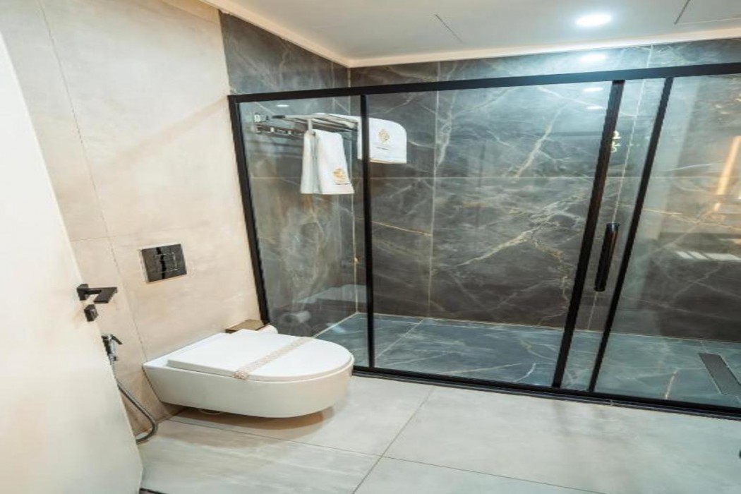 Aumary Hotel & Residences 10/16