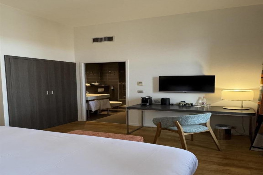Best Western Grand Hotel de Castres 3/11