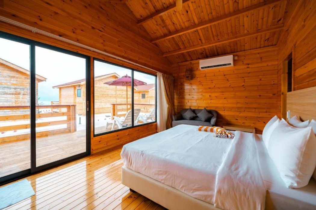 JSK Mantanani Island Resorts Trademark by Wyndham 11/23