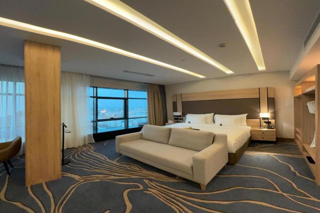 Sea Tower Hotel 10/22