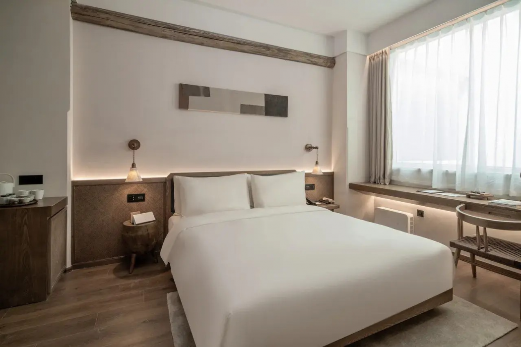 SAVHE Hotel Shanghai World Expo 8/20