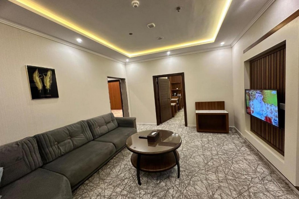 HAYAT TOWN HOTEL 1 8/13