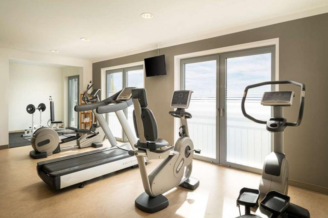 Premier Inn Hamburg Finkenwerder Elbufer 16/34