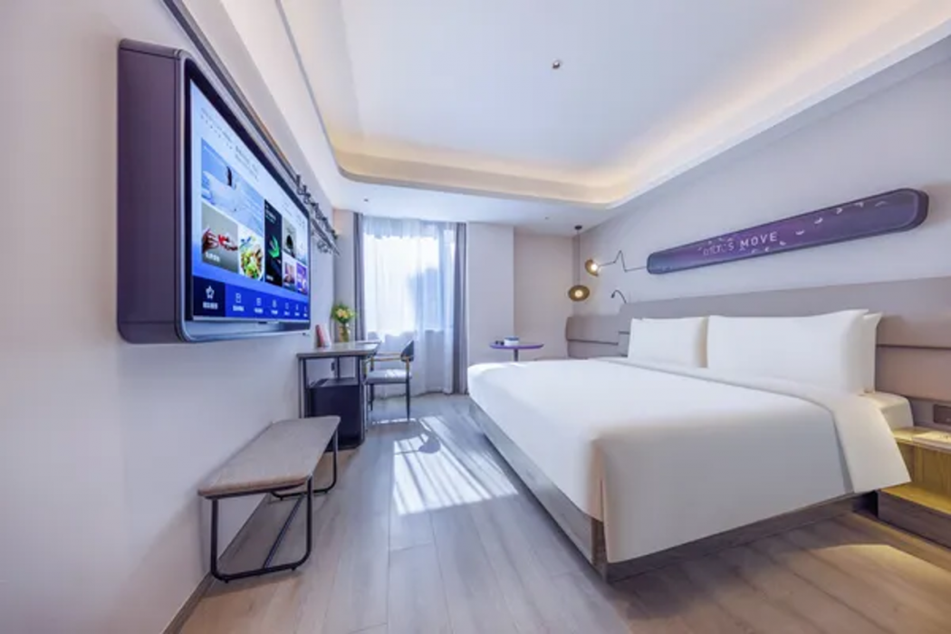Shanghai Lujiazui Financial Center Qingju Hotel 8/24