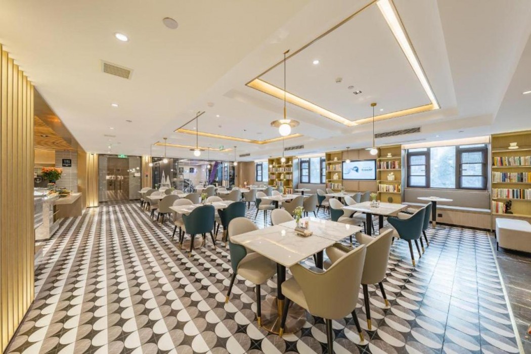Atour Hotel Shanghai Pudong Airport Chuansha Metro Station 6/23