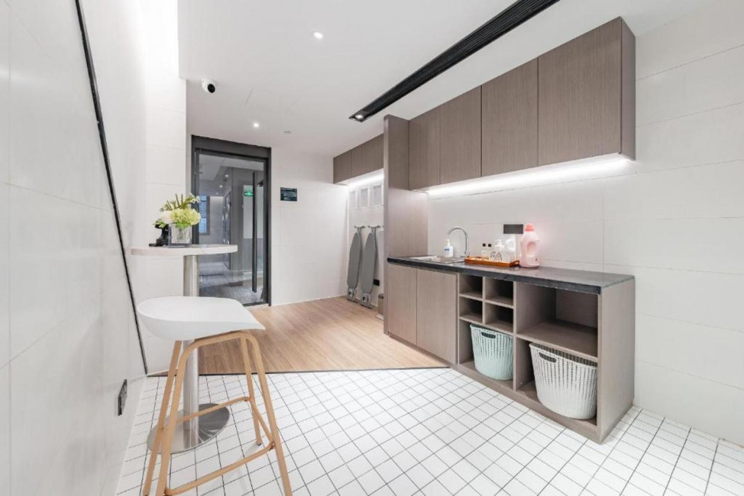 Atour Hotel Shanghai New International Expo Center Yanggao South Road Metro Station 5/24