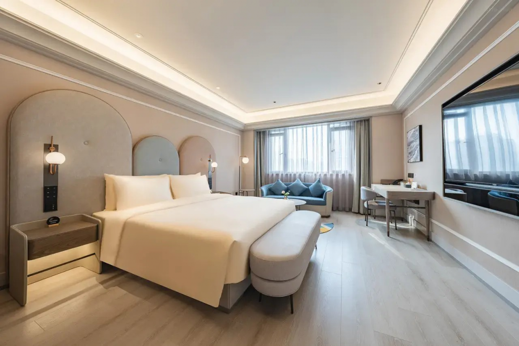 Shanghai Anting subway station Atour X Hotel 9/20