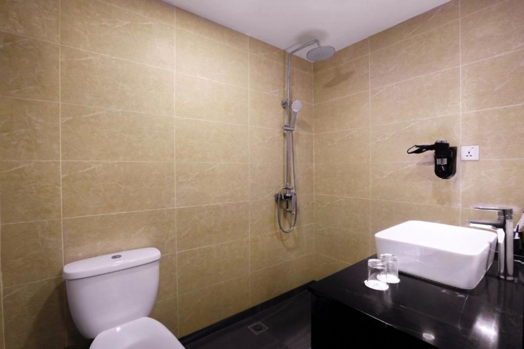 Room at Du Palais Hotel, JAMBI