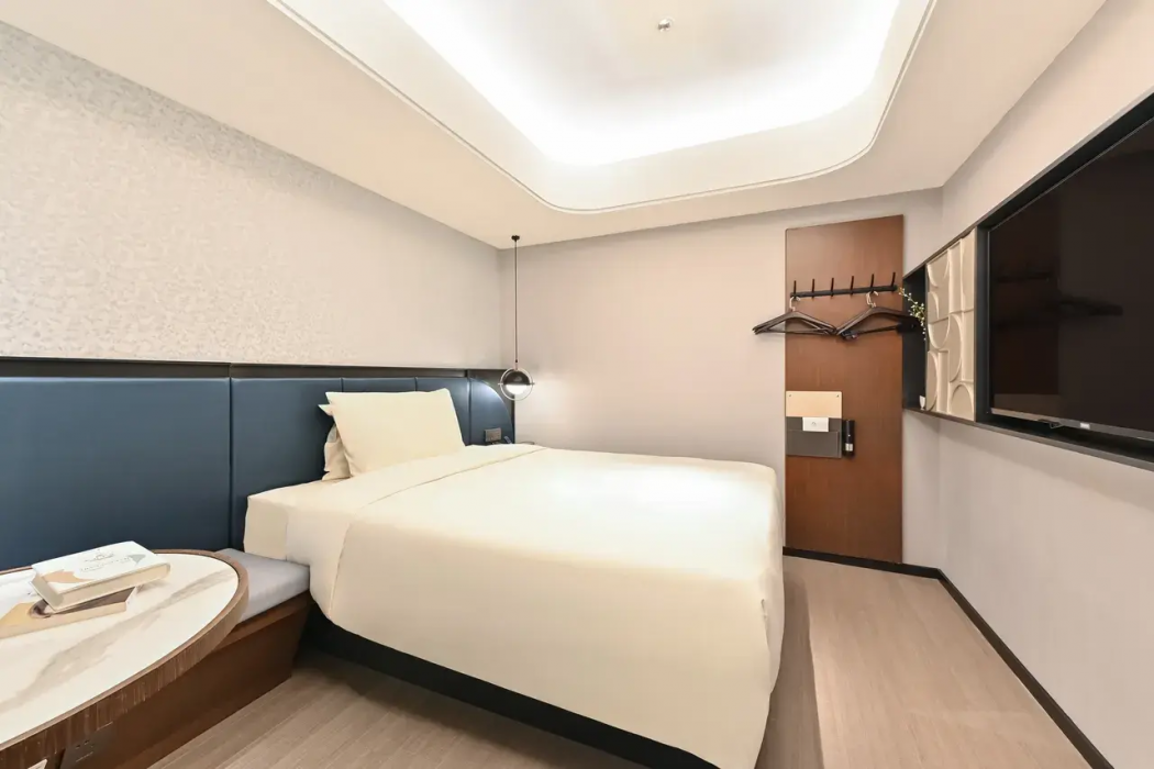 Atour X Hotel Nanjing West Road Shanghai 7/23