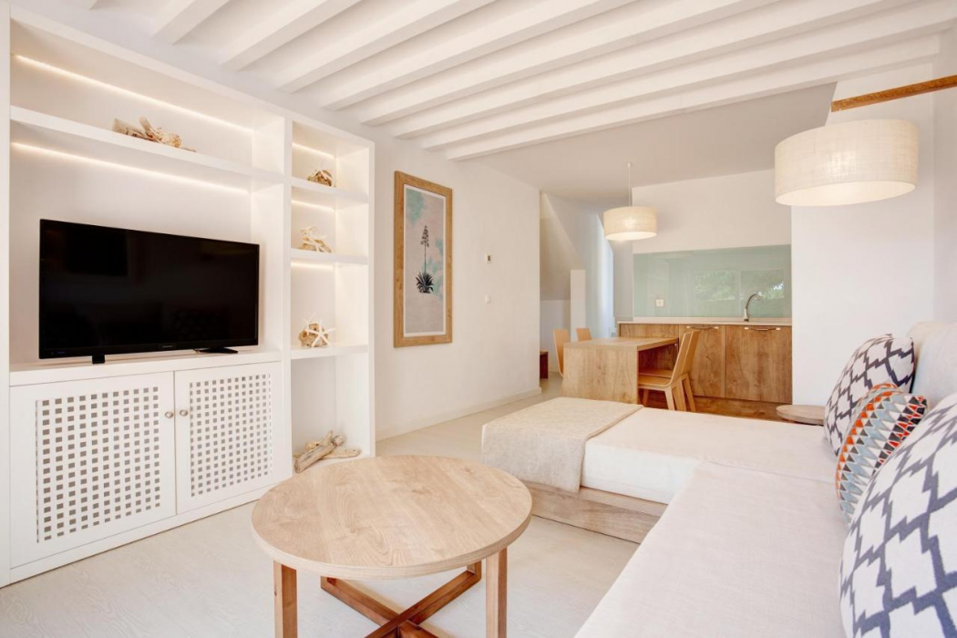 Grupotel Aldea Cala n Bosch 8/39