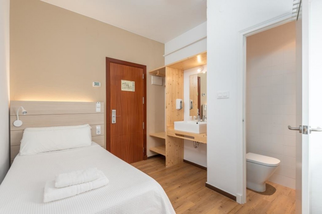 Hostal Jume - Urban Rooms 6/13
