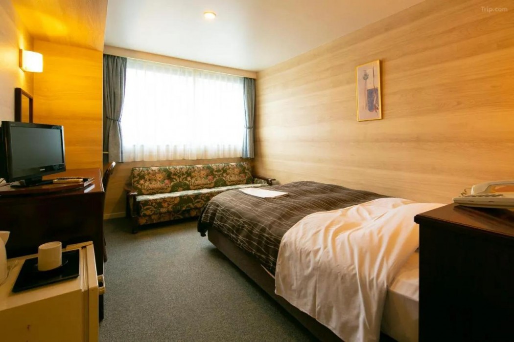Hotel and Residence Nanshukan 11/23