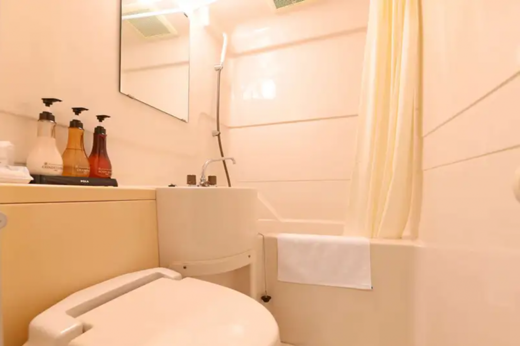 Onoda Oriental Hotel 31/36