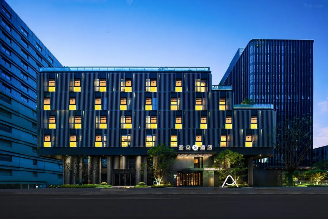 Atour S Hotel Shanghai Changning Tianshan Road 1/17