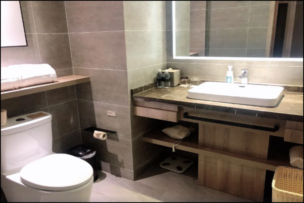 Atour Hotel (Shanghai Lujiazui Nextage) 12/20