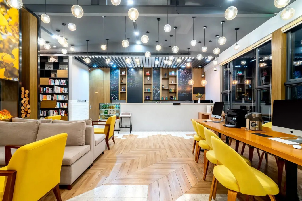 Atour Hotel Shanghai Lujiazui Minsheng Road subway station 3/19