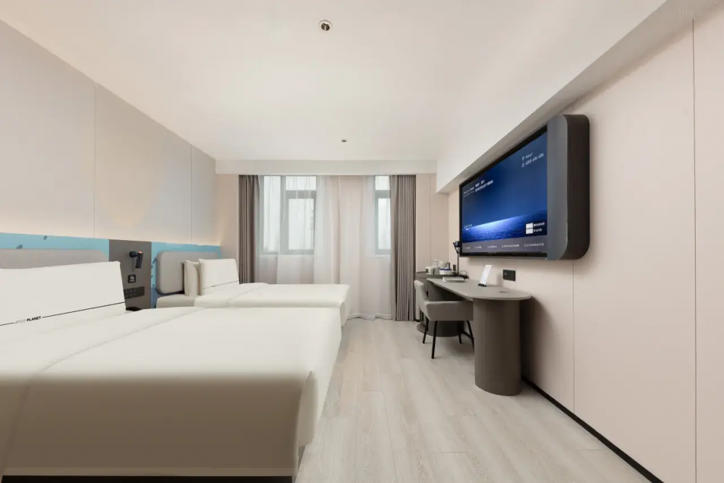 Atour Light Hotel (Shanghai International Resort Xinchuan Road) 11/23