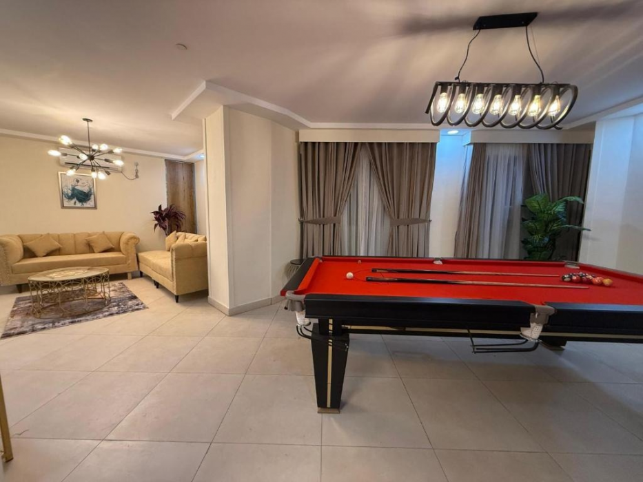 The DownTown Apartments Gulberg 8/22
