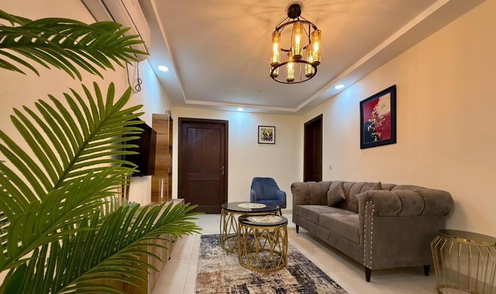 The DownTown Apartments Gulberg 20/22